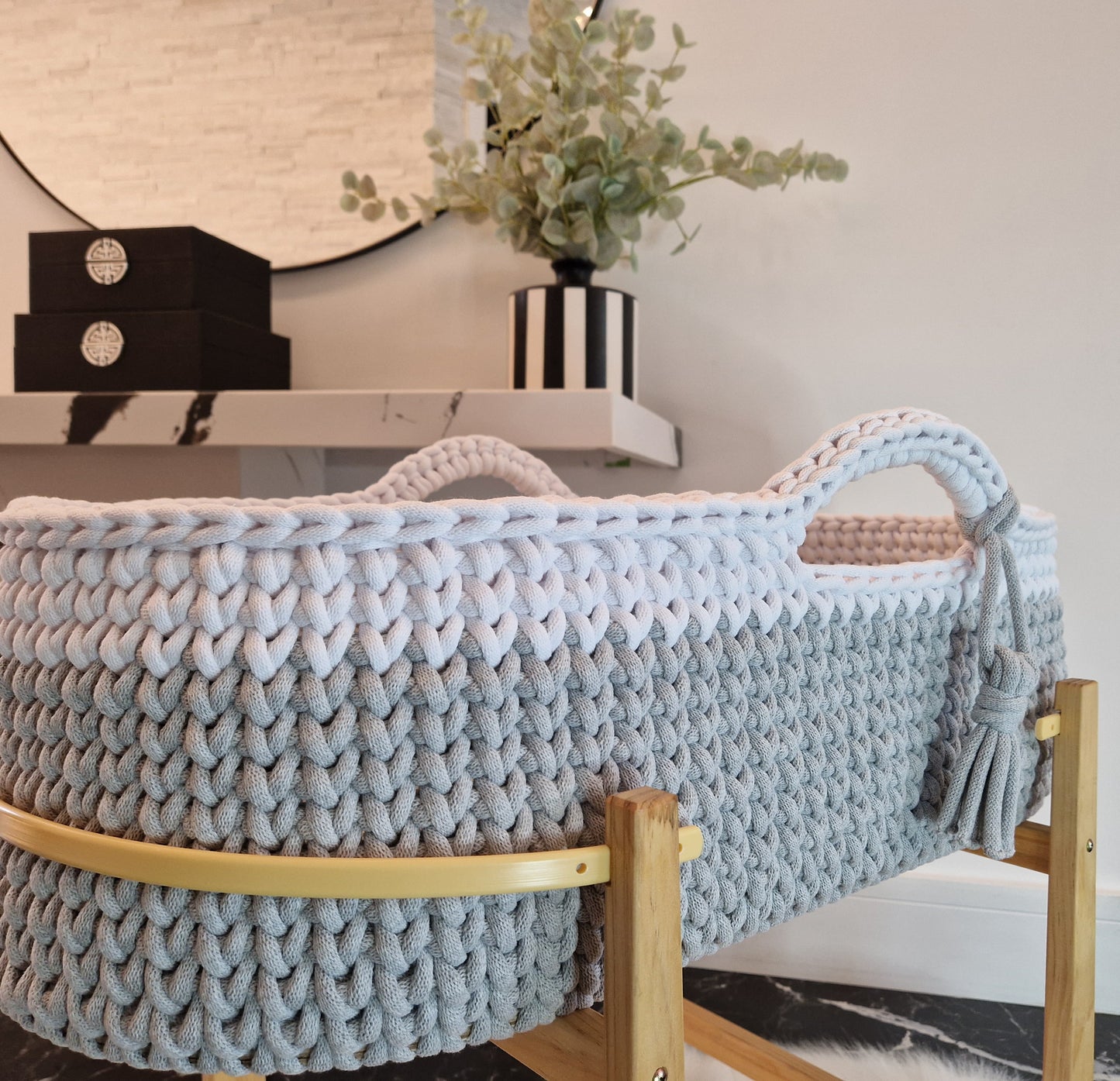 Crochet Moses Basket - Two Tone